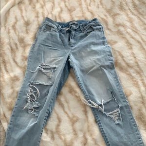 Pre loved extreme rip mom jeans size 4